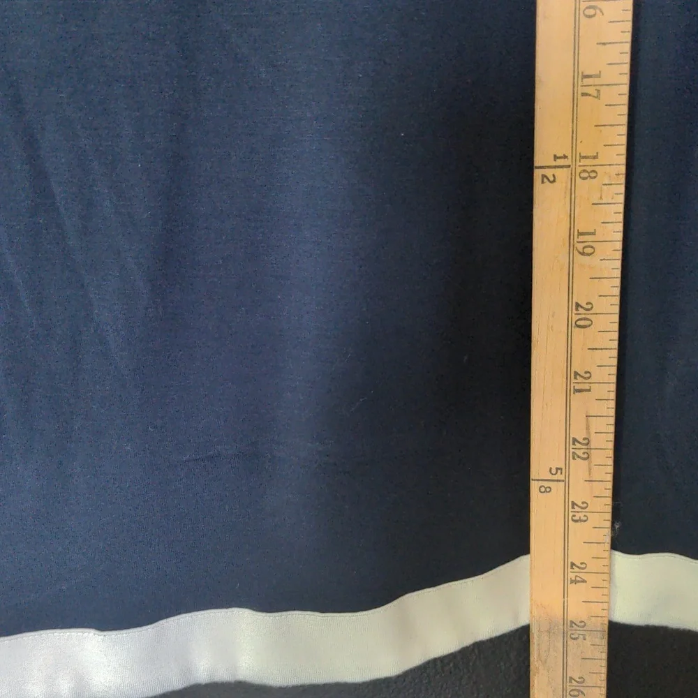 Brooks Brothers Tee - Picture 4 of 7